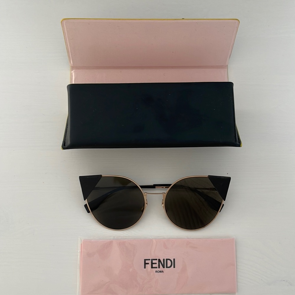 Fendi Cat eye sunglasses